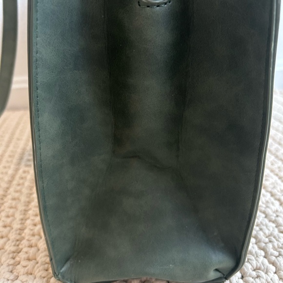 Leather Style Embossed Floral Forest Green Women's Tote Bag - Picture 14 of 15